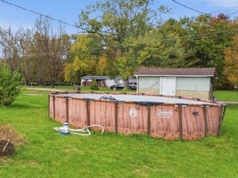 235 E Lincoln Street, New Lexington, OH 43764 Photo 3