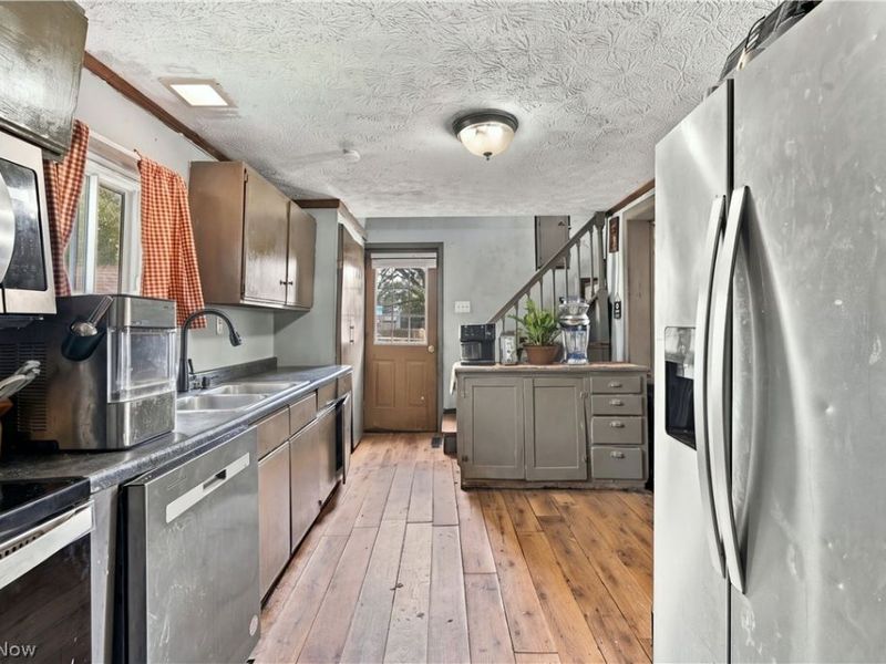 235 E Lincoln Street, New Lexington, OH 43764 Photo 6