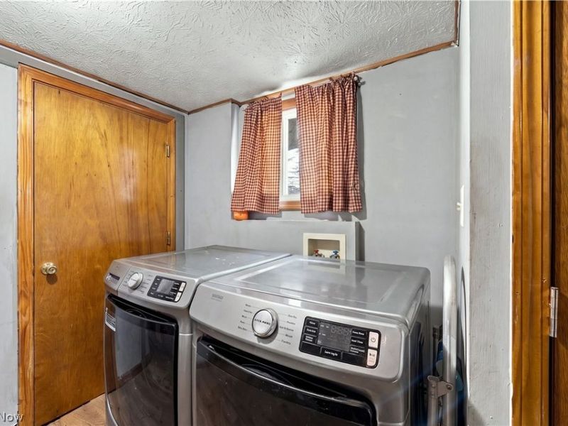 235 E Lincoln Street, New Lexington, OH 43764 Photo 9