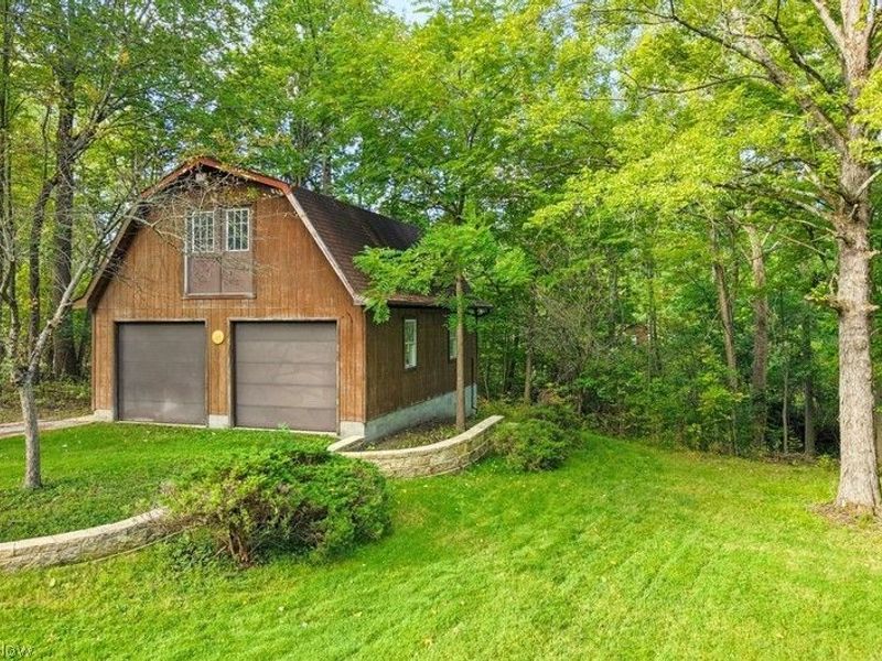 27912 Pergl Road, Glenwillow, OH 44139 Photo 40