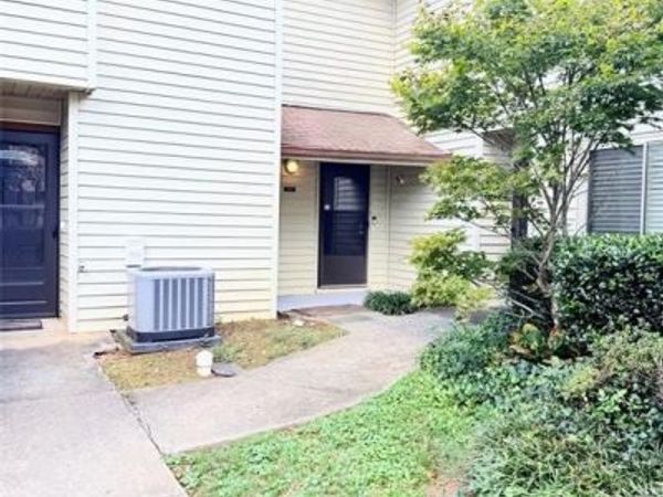 1014 Country Court, Lawrenceville, GA 30044