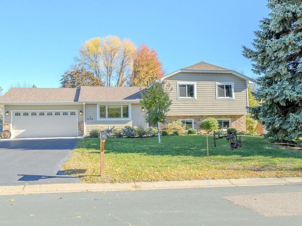 9142 Lanewood Lane N, Maple Grove, MN 55369
