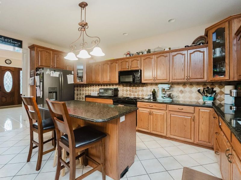 1481 Autumnwoods Drive, Fremont, OH 43420 Photo 14