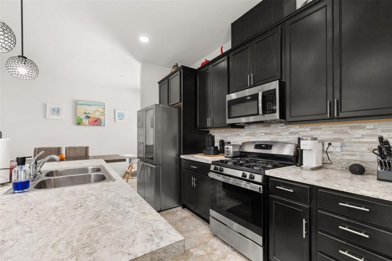 5240 Meadow Song Drive , Okahumpka, FL 34762 Photo