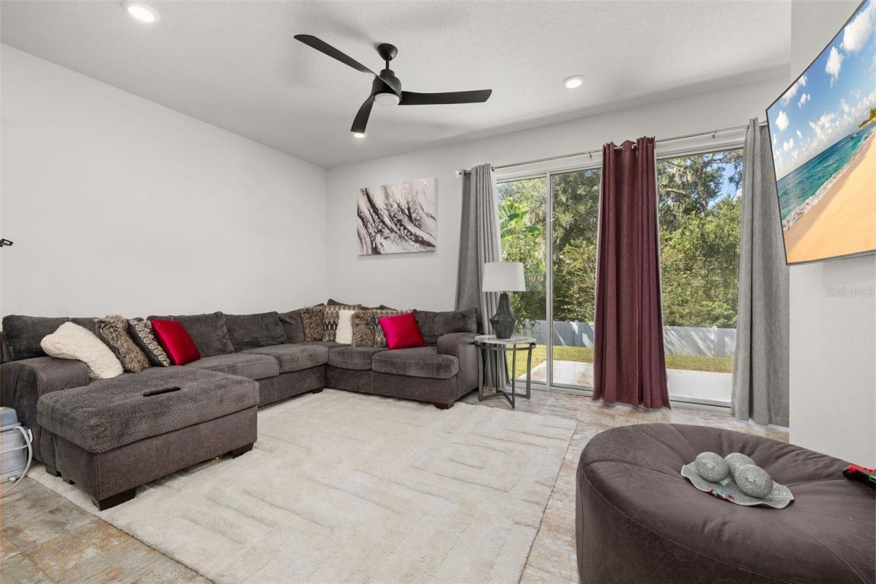 5240 Meadow Song Drive , Okahumpka, FL 34762 Photo