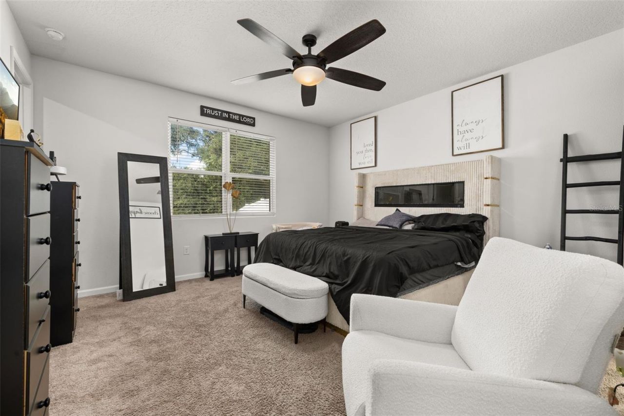 5240 Meadow Song Drive , Okahumpka, FL 34762 Photo