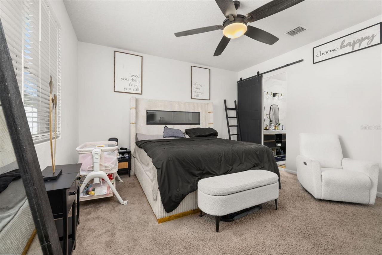 5240 Meadow Song Drive , Okahumpka, FL 34762 Photo