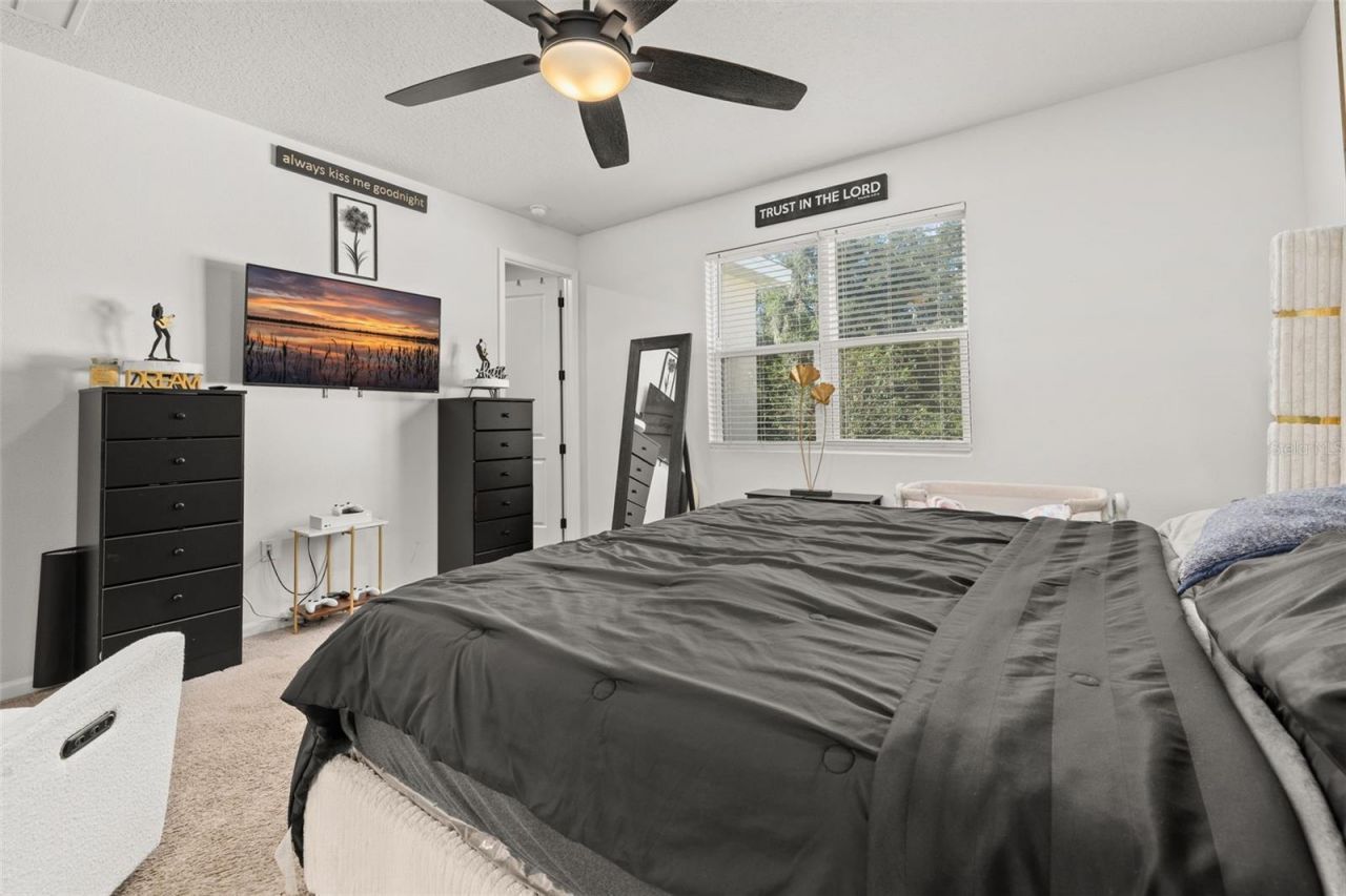 5240 Meadow Song Drive , Okahumpka, FL 34762 Photo