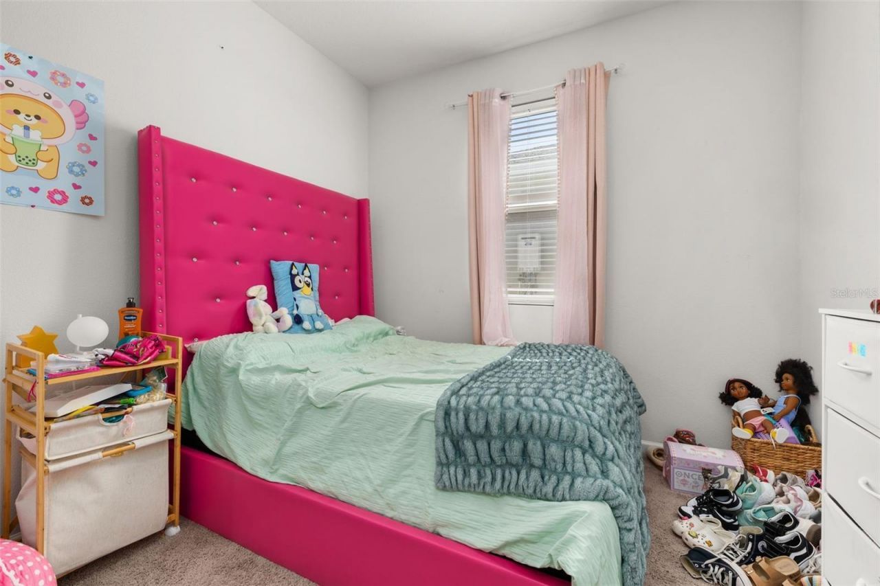 5240 Meadow Song Drive , Okahumpka, FL 34762 Photo