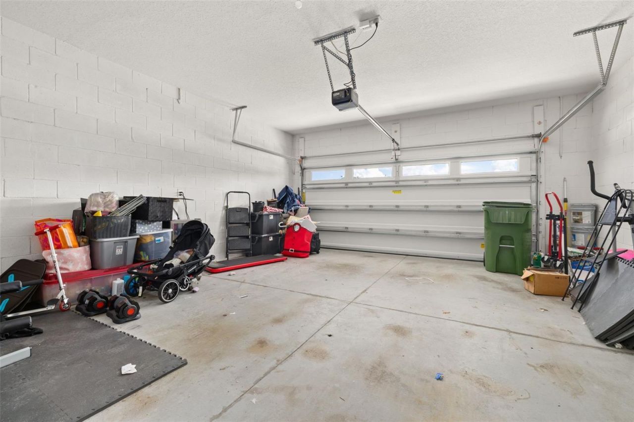 5240 Meadow Song Drive , Okahumpka, FL 34762 Photo