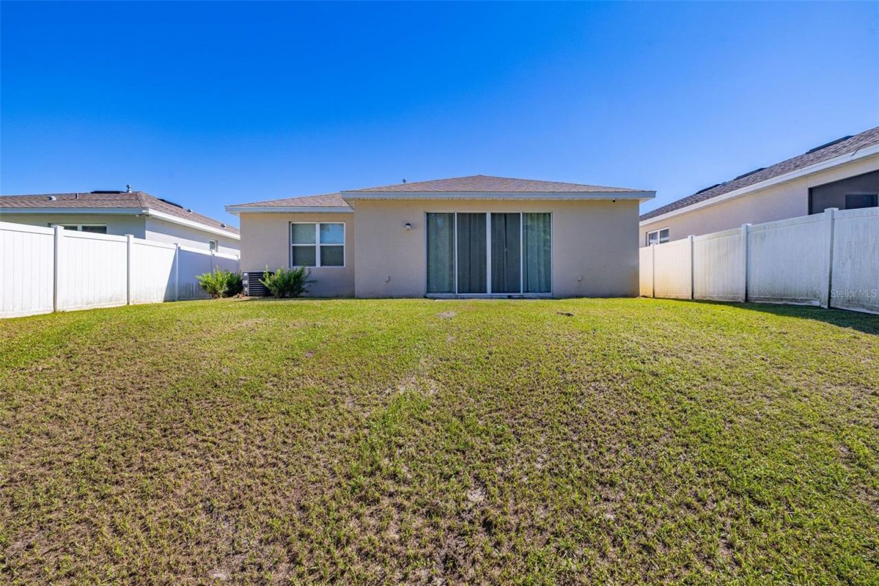 5240 Meadow Song Drive , Okahumpka, FL 34762 Photo