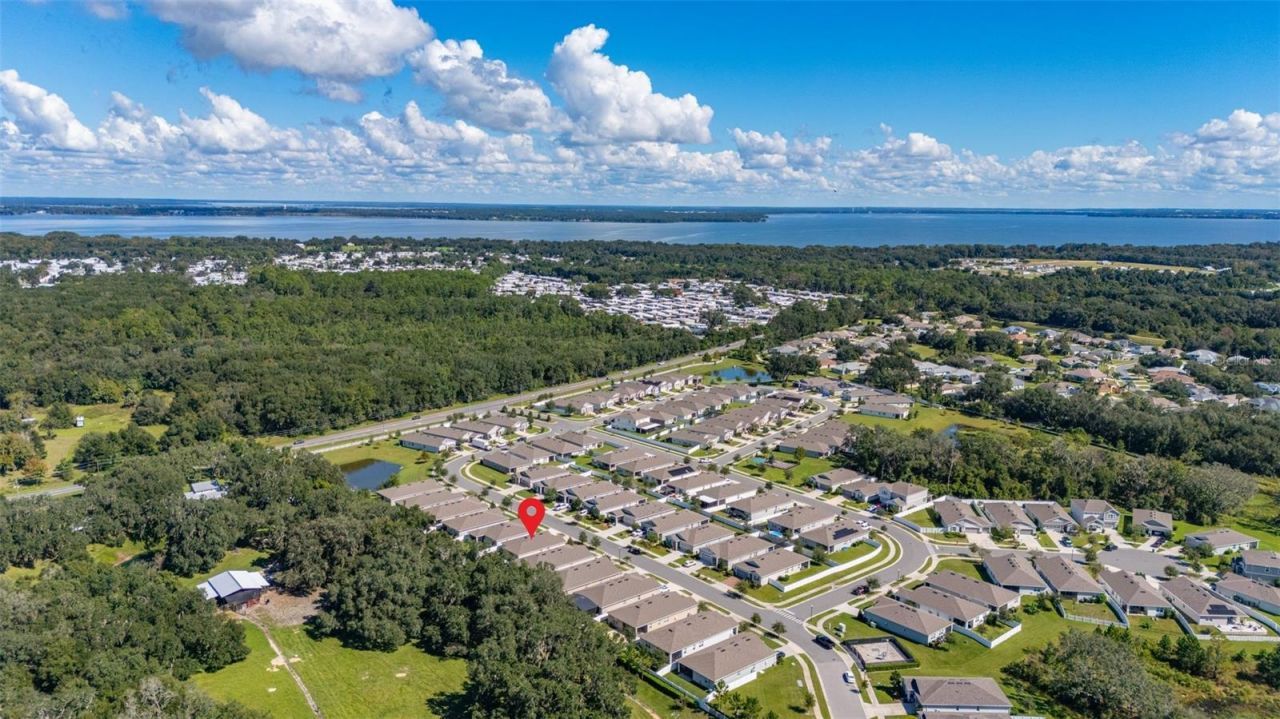 5240 Meadow Song Drive , Okahumpka, FL 34762 Photo