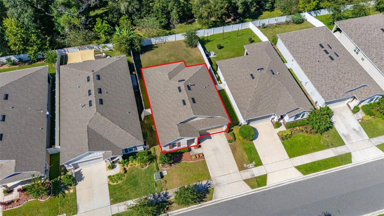 5240 Meadow Song Drive , Okahumpka, FL 34762 Photo