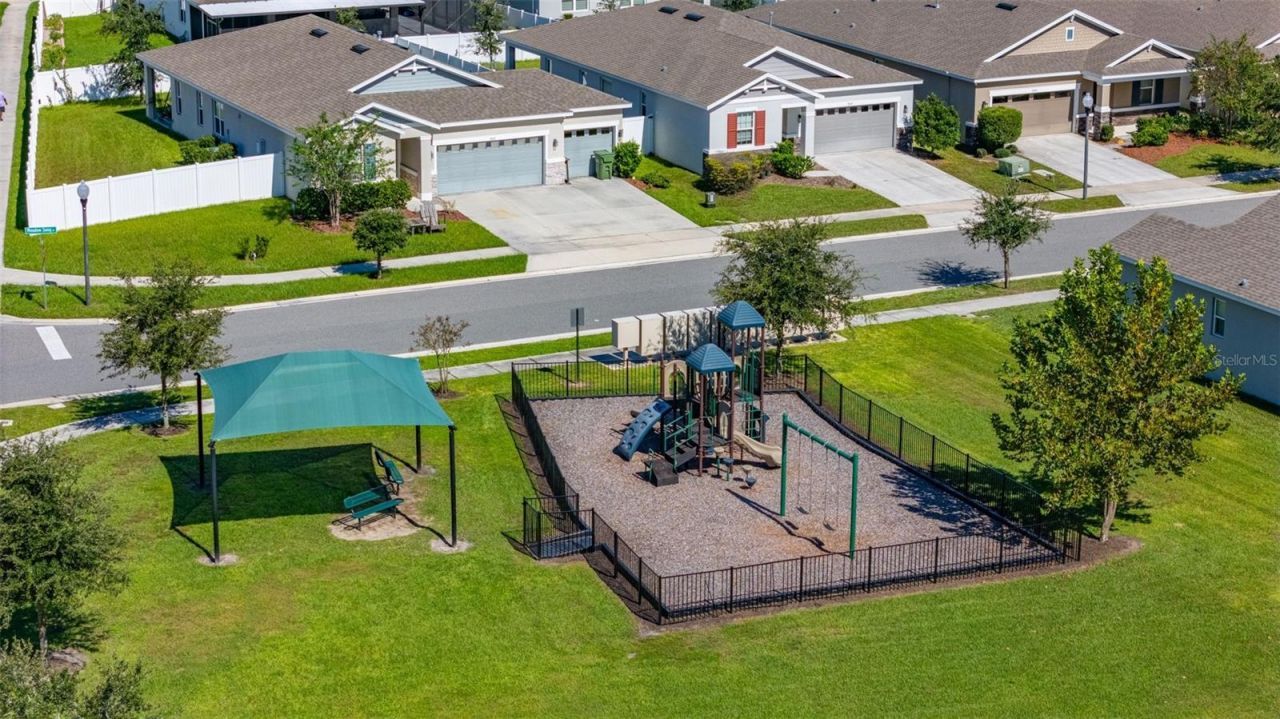 5240 Meadow Song Drive , Okahumpka, FL 34762 Photo