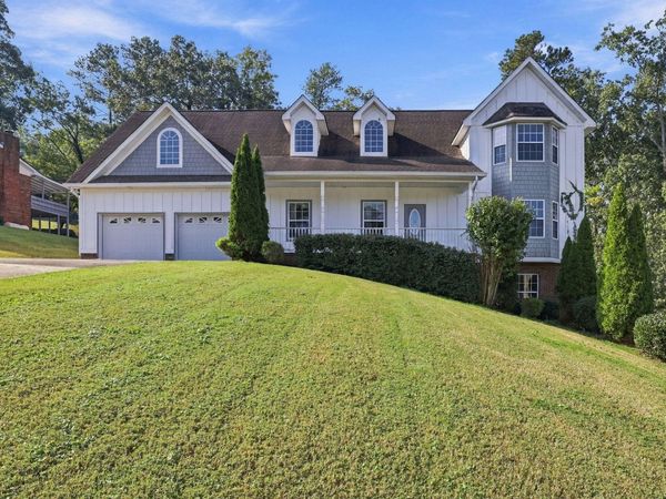 6920 Wake Robin Drive, Chattanooga, TN 37412