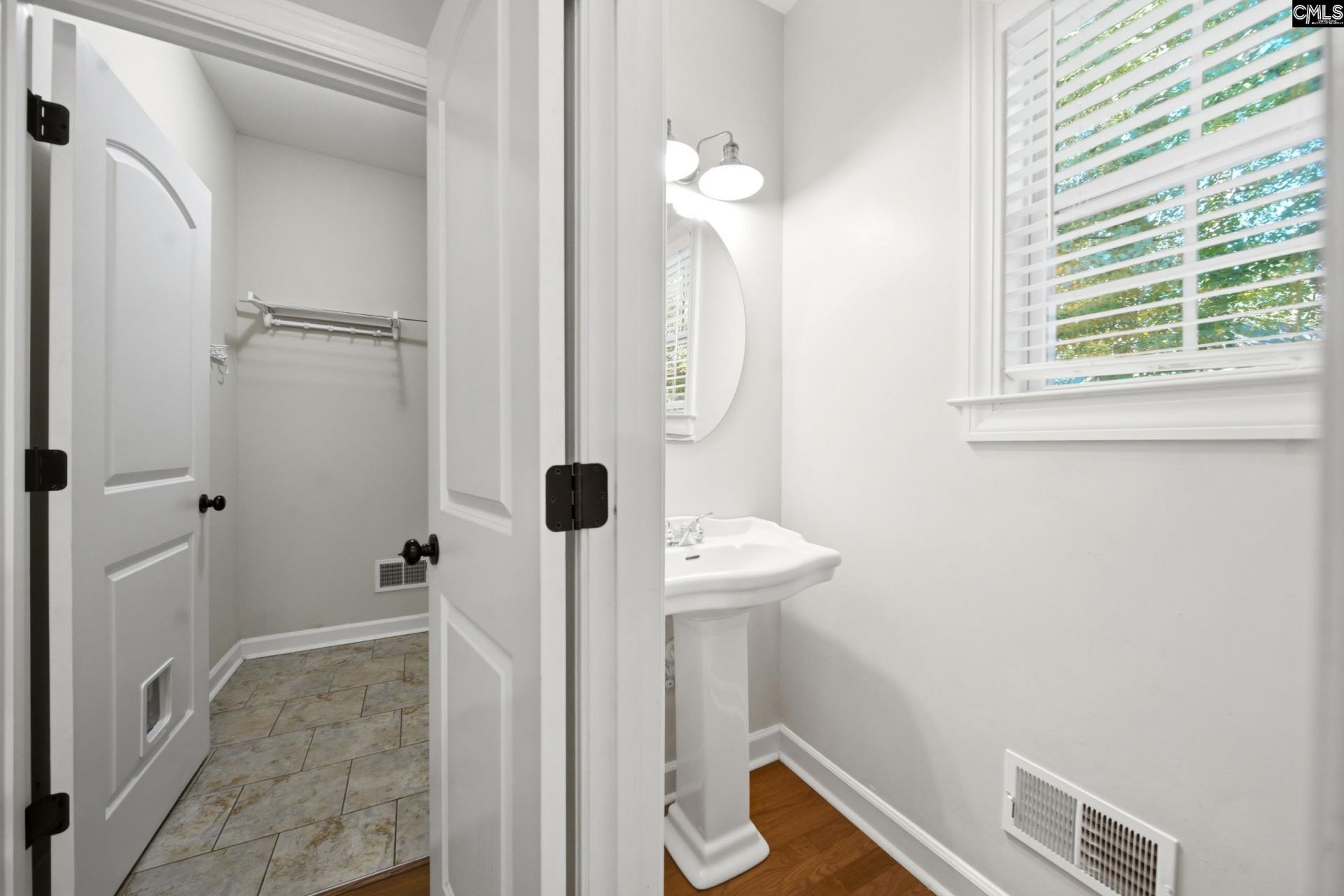 112 Muirfield Court W Photo 16
