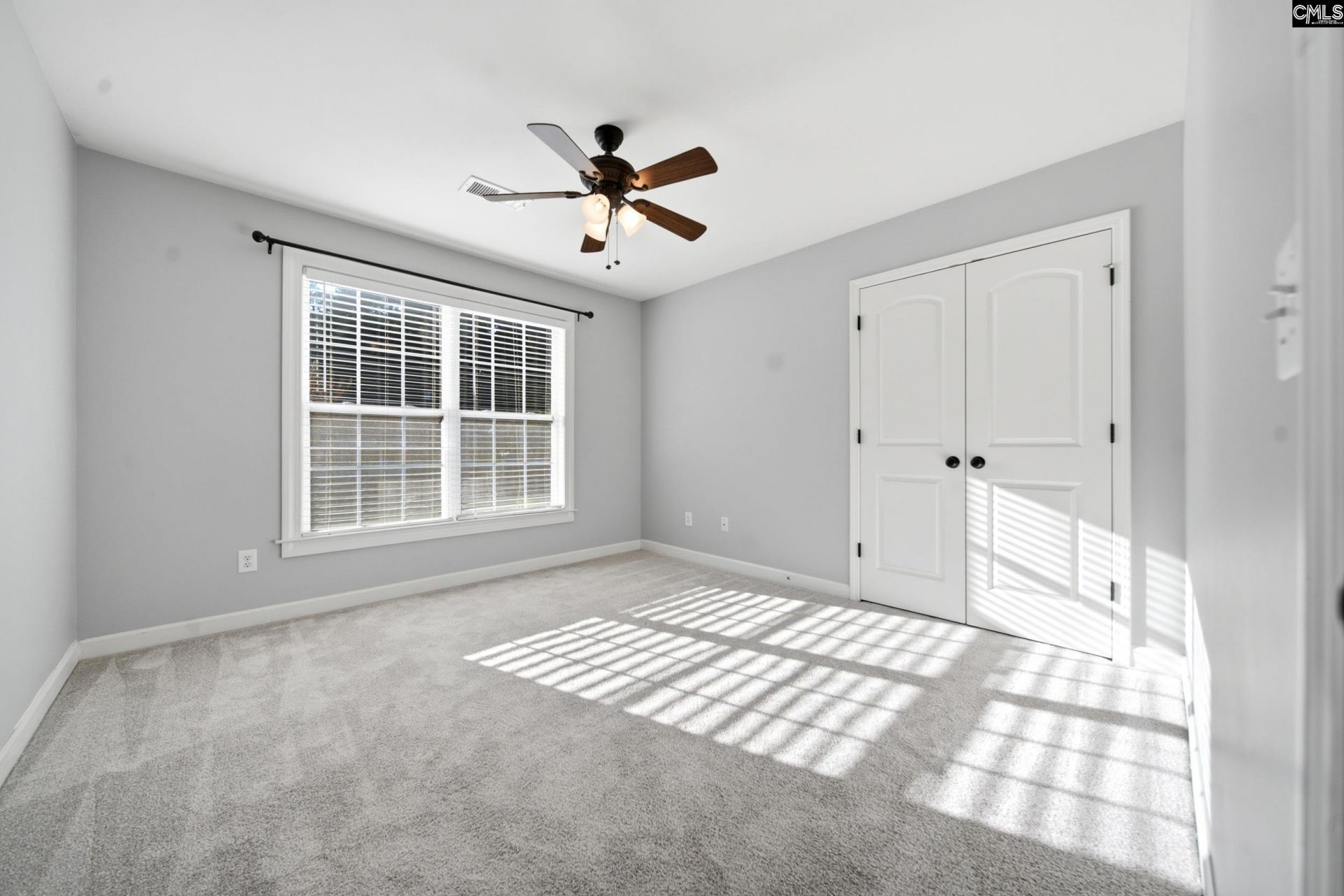 112 Muirfield Court W Photo 28