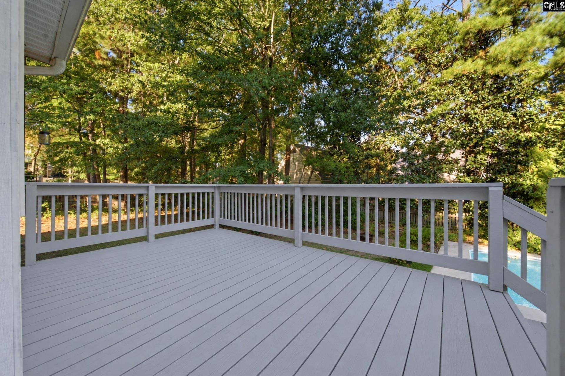 112 Muirfield Court W Photo 32