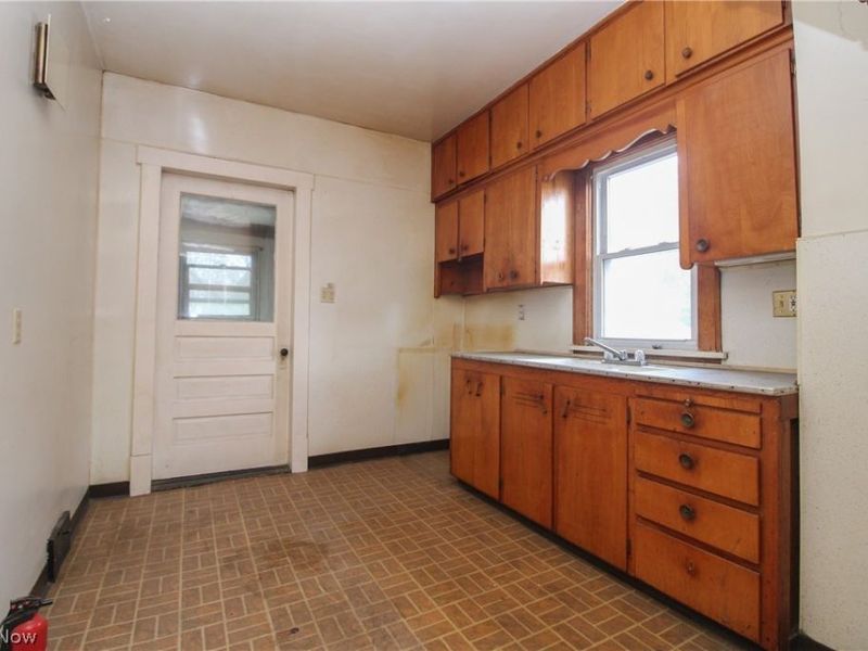 3908 Mahoning Avenue, Youngstown, OH 44515 Photo 10