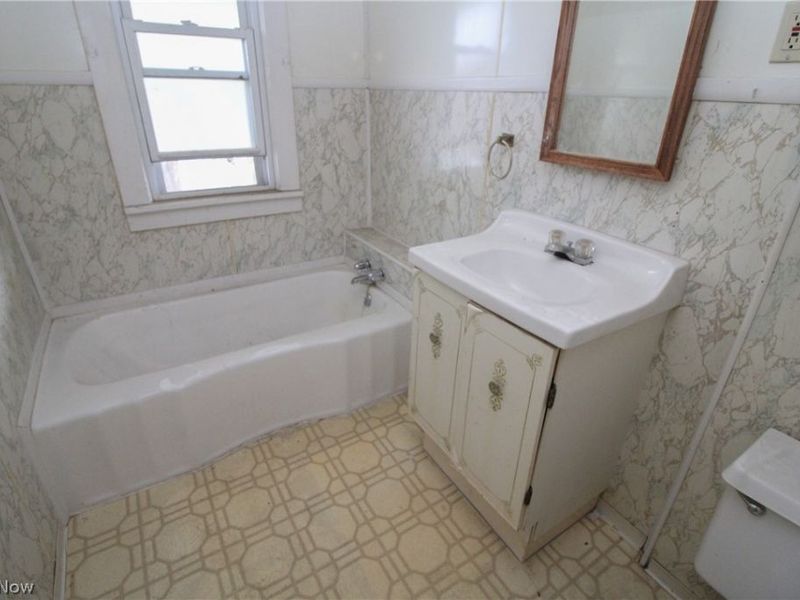 3908 Mahoning Avenue, Youngstown, OH 44515 Photo 25