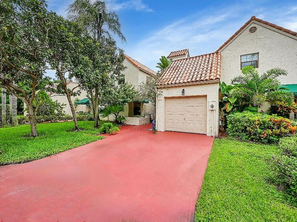 6130 Via Tierra Drive, Boca Raton, FL 33433
