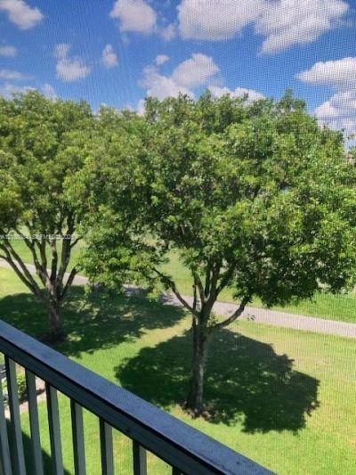 850 SW 133rd Ter , Unit 411B, Pembroke Pines, FL 33027 Photo