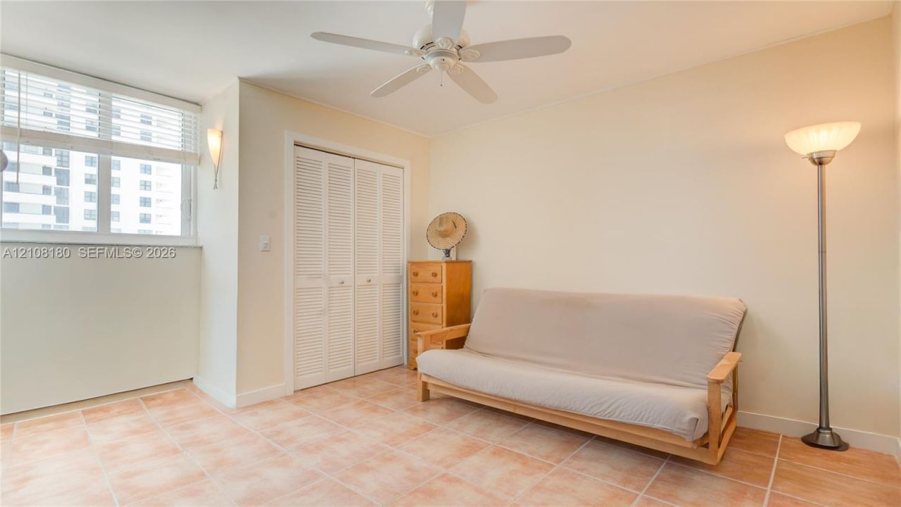 2457 Collins Ave , Unit 1501, Miami Beach, FL 33140 Photo