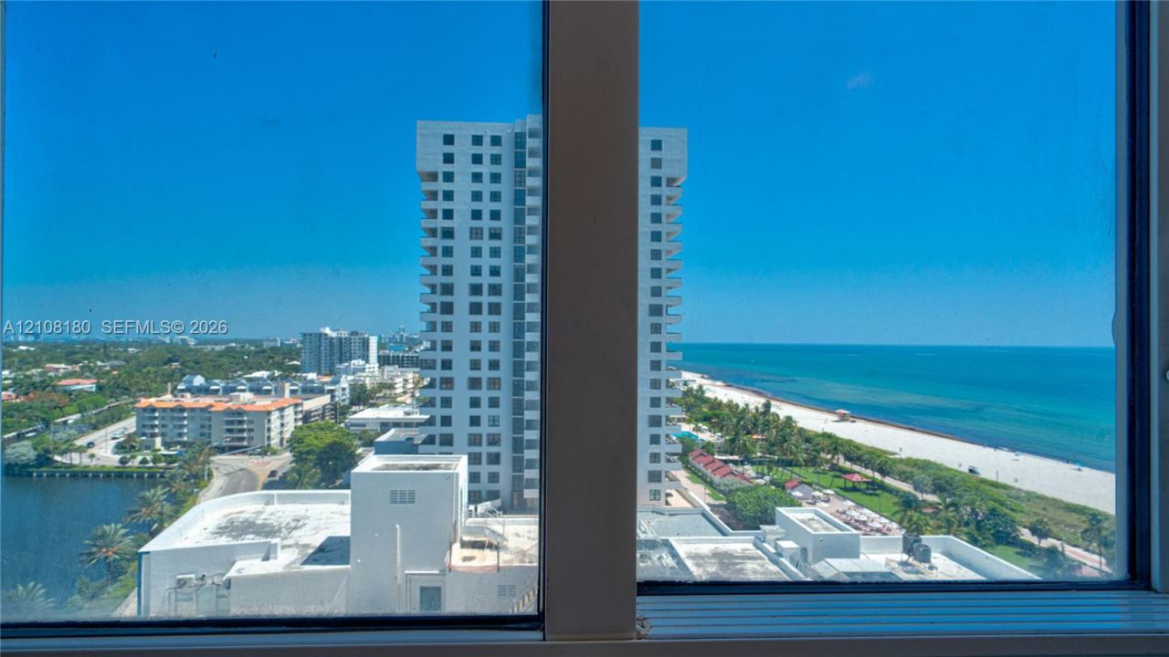 2457 Collins Ave , Unit 1501, Miami Beach, FL 33140 Photo