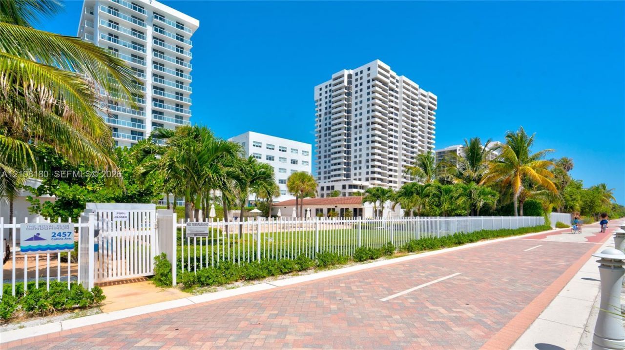 2457 Collins Ave , Unit 1501, Miami Beach, FL 33140 Photo