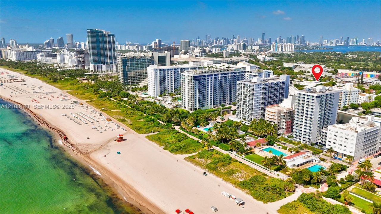 2457 Collins Ave , Unit 1501, Miami Beach, FL 33140 Photo