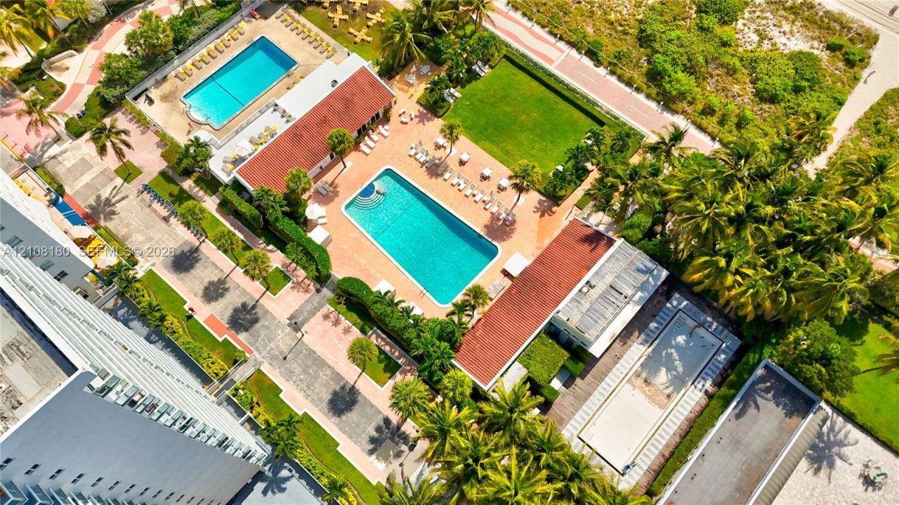 2457 Collins Ave , Unit 1501, Miami Beach, FL 33140 Photo