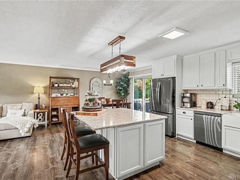 850 Lea Castle Place, Miamisburg, OH 45342 Photo 2