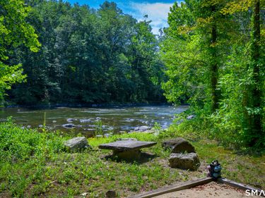 35 Kirk , Sharon, CT 06796