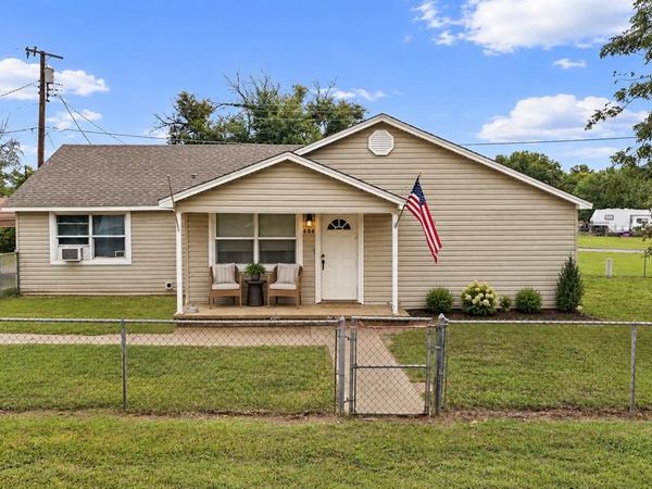 406 S Maple Street, Davis, OK 73030