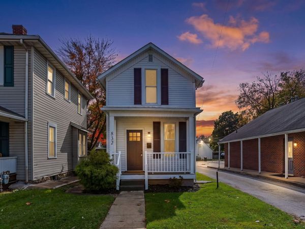 832 E Main Street , Lancaster, OH 43130