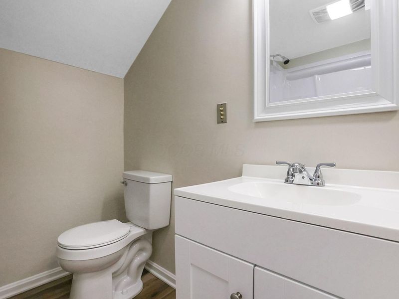 832 E Main Street , Lancaster, OH 43130 Photo 38
