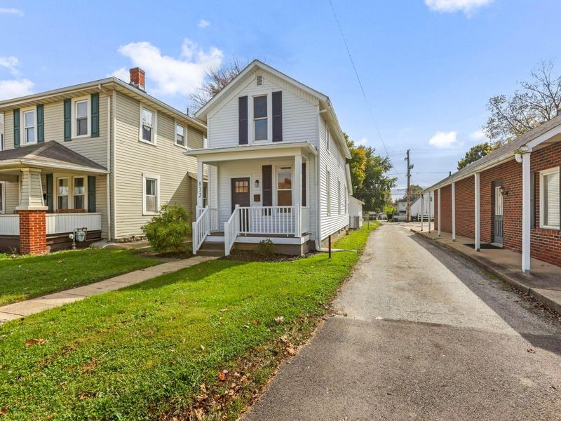 832 E Main Street , Lancaster, OH 43130 Photo 6