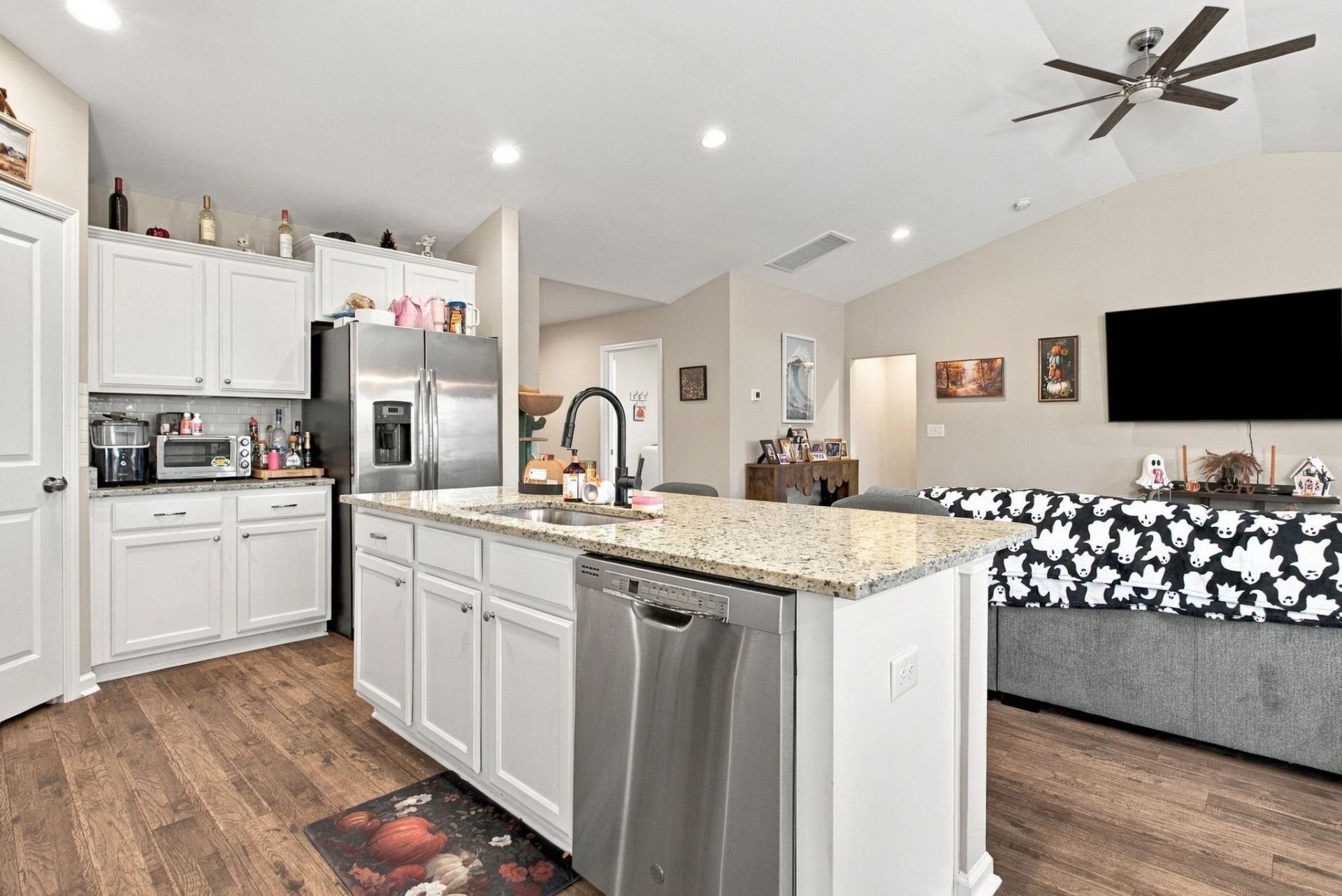 3712 Park Pointe Ave.  Photo 10