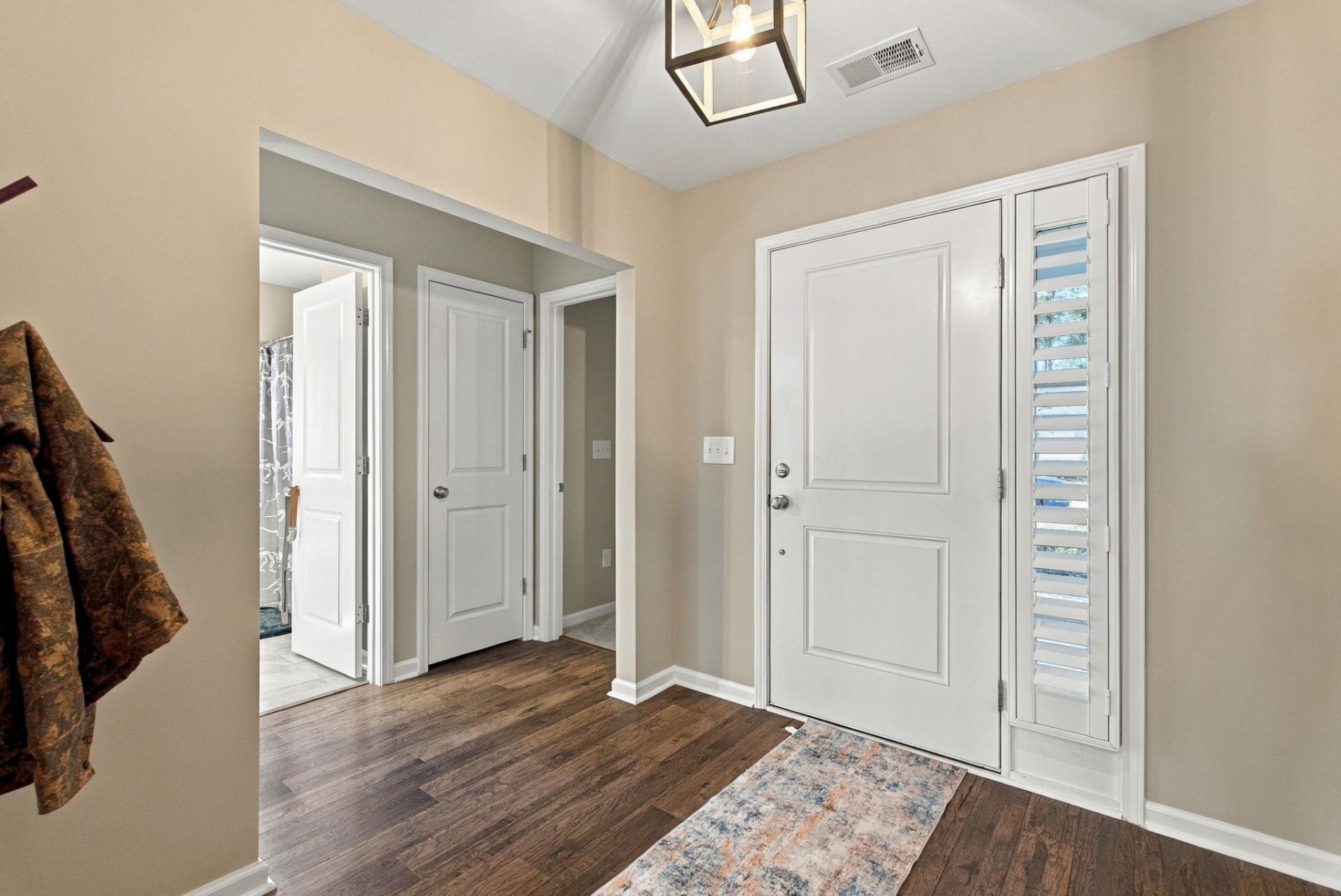 3712 Park Pointe Ave.  Photo 4