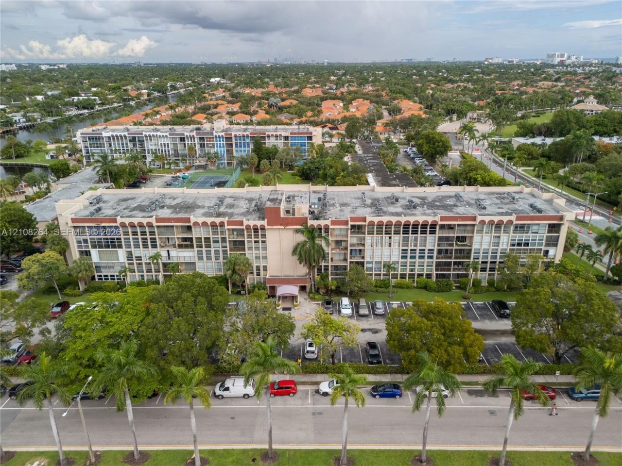 2101 Atlantic Shores Blvd , Unit 314, Hallandale Beach, FL 33009 Photo
