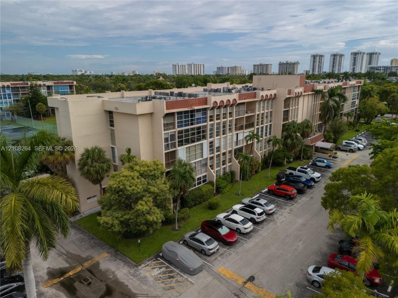2101 Atlantic Shores Blvd , Unit 314, Hallandale Beach, FL 33009 Photo