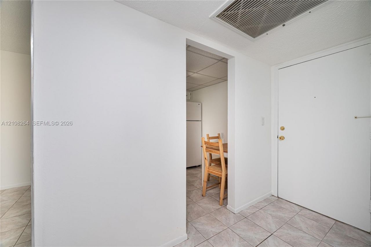 2101 Atlantic Shores Blvd , Unit 314, Hallandale Beach, FL 33009 Photo