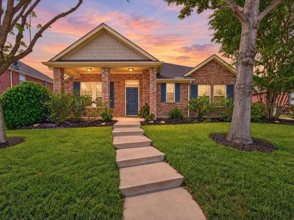 5717 Southern Hills Drive, North Richland Hills, TX 76180