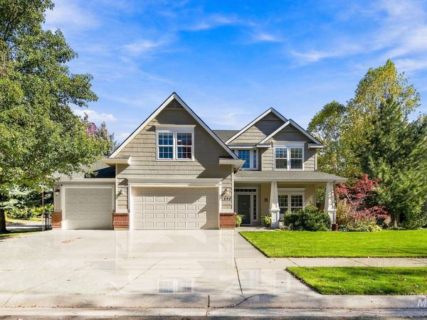 1550 N Tadpole, Eagle, ID 83616