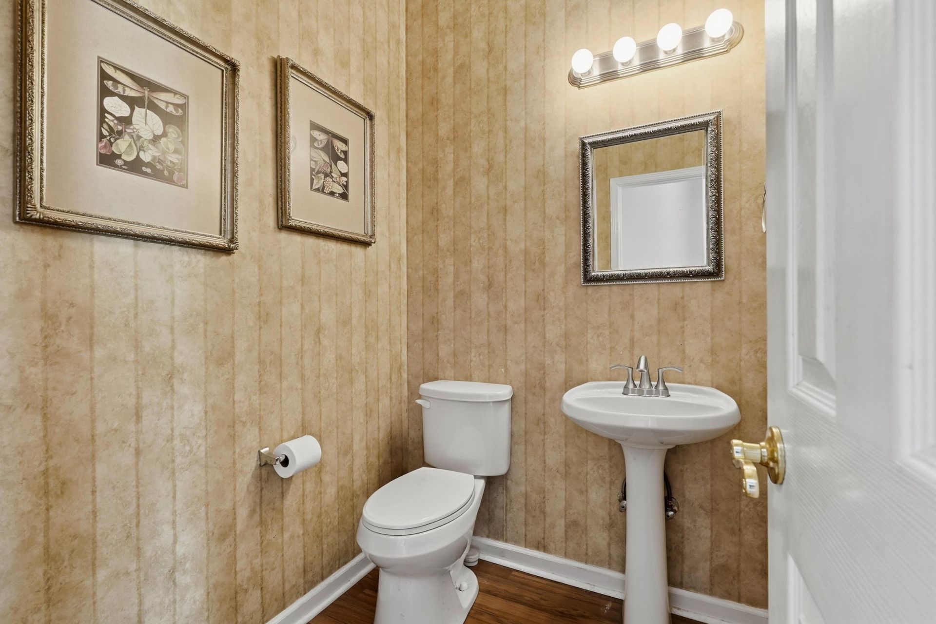 3226 Gervais Ln. Photo 11