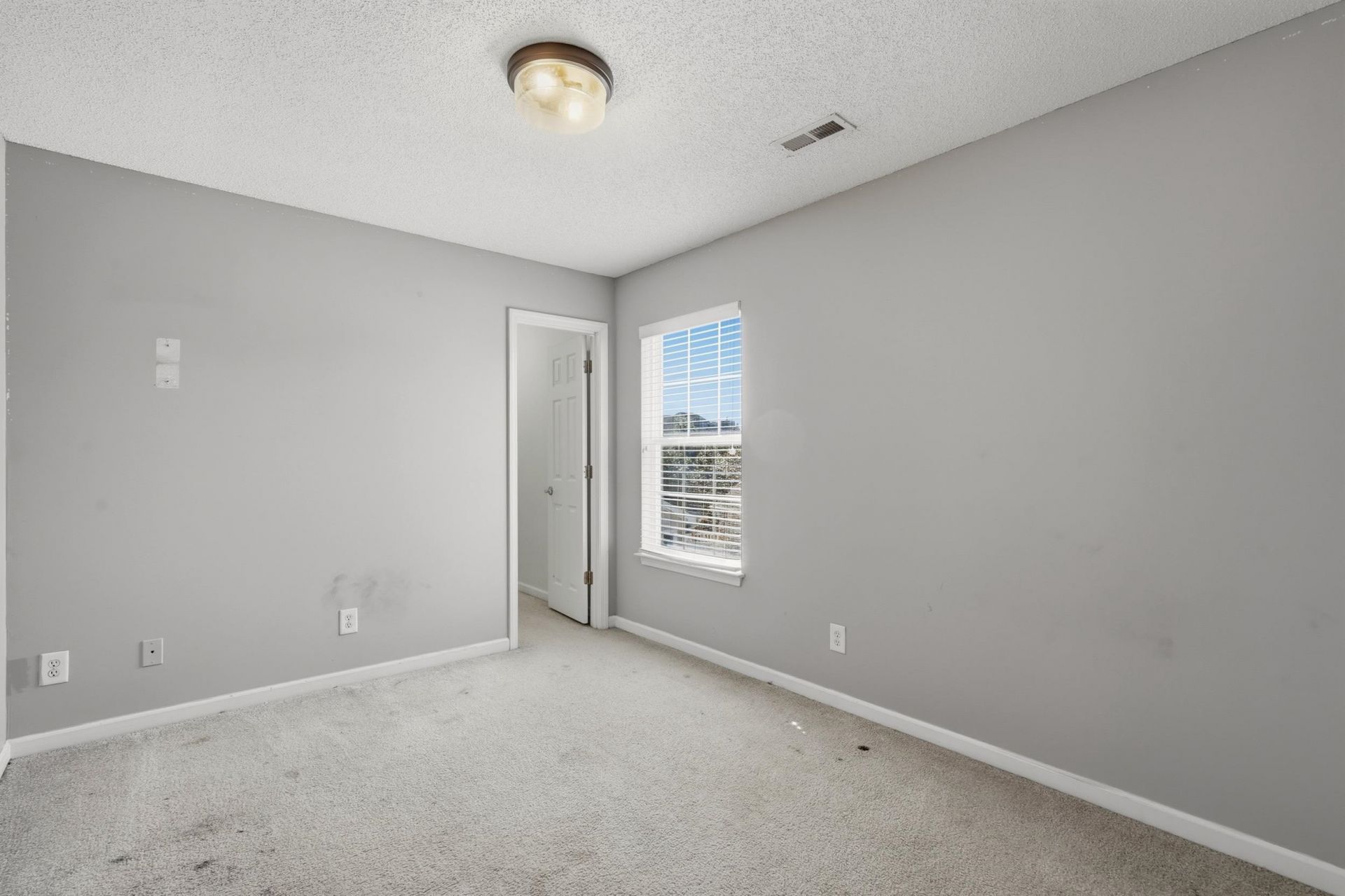 3226 Gervais Ln. Photo 12