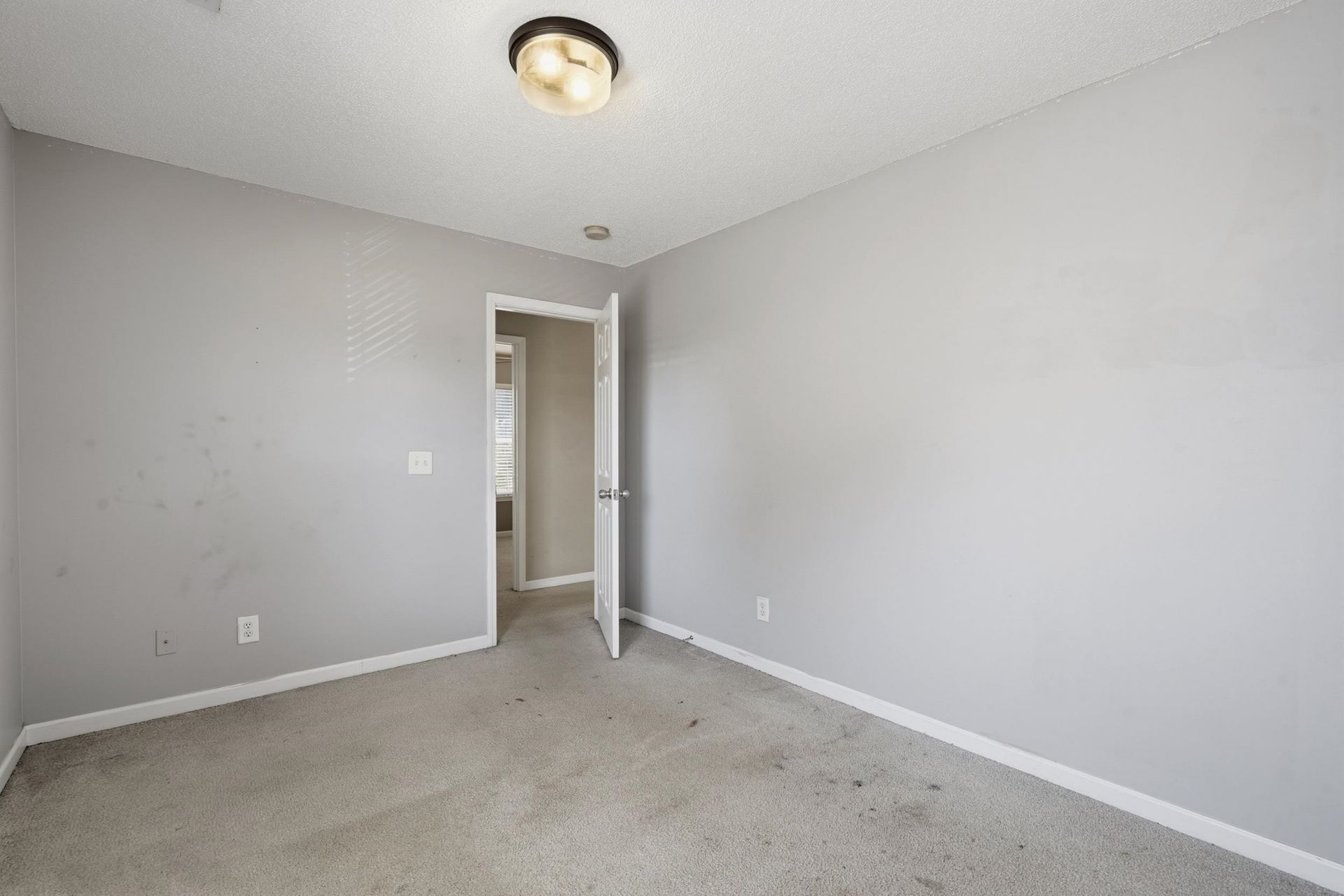 3226 Gervais Ln. Photo 13