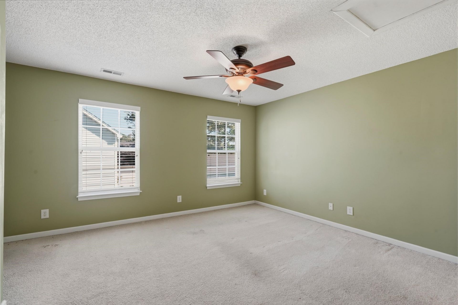 3226 Gervais Ln. Photo 18