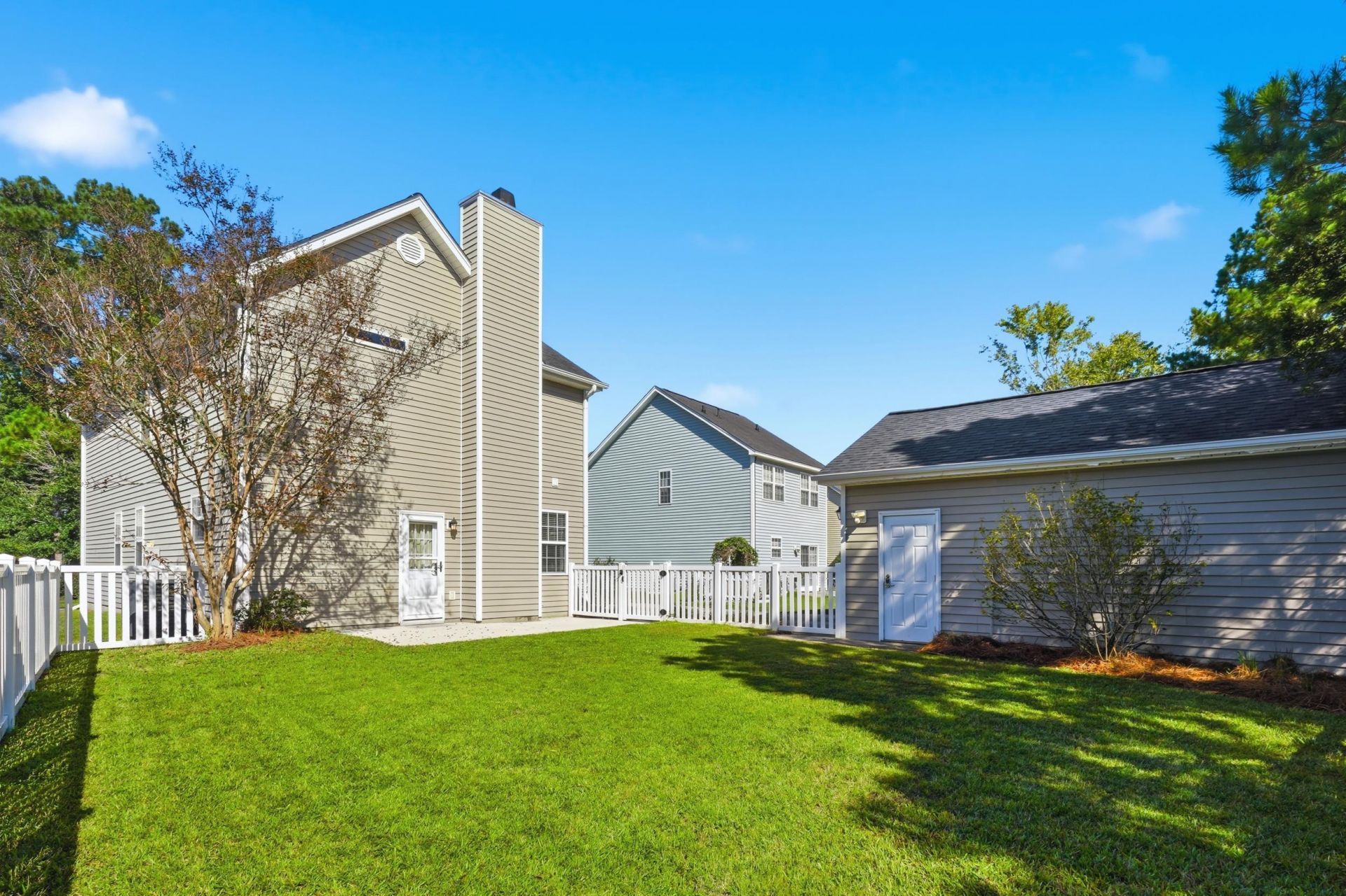 3226 Gervais Ln. Photo 21