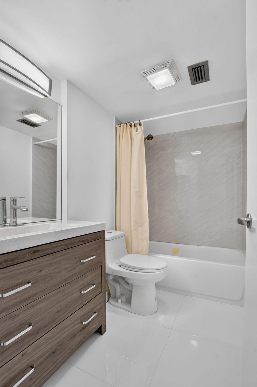 23099 Barwood Lane N, Unit 308, Boca Raton, FL 33428 Photo